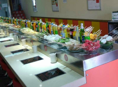 尚百味旋轉(zhuǎn)小火鍋 賦能酒店管理，打造餐飲與咨詢服務(wù)新標(biāo)桿